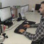 Cómo cambiar el idioma de Outlook en Windows 10: guía fácil.