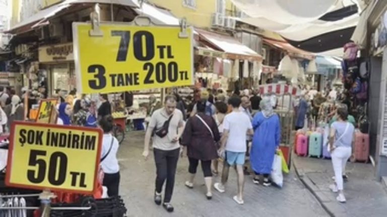 ¡Increíble! El dólar supera la lira turca hoy y sorprende a los mercados