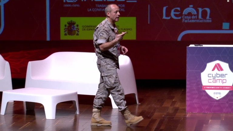 Operaciones Cibern&eacute;ticas: La Estrategia del Ej&eacute;rcito en la Era Digital