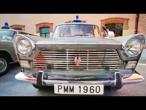 Coches policia nacional antiguos