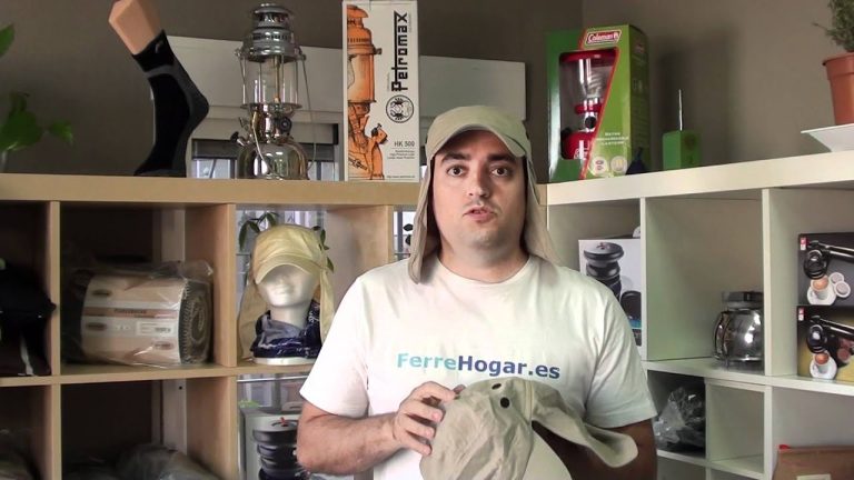 Gorra con proteccion de cuello