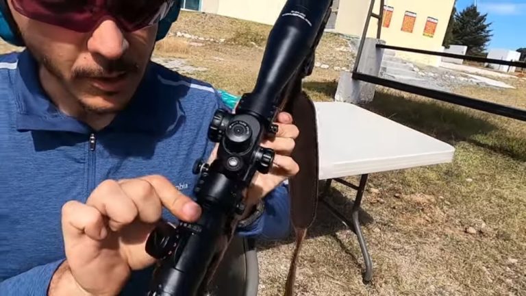 Remington del calibre 30 06 de mira telescópica