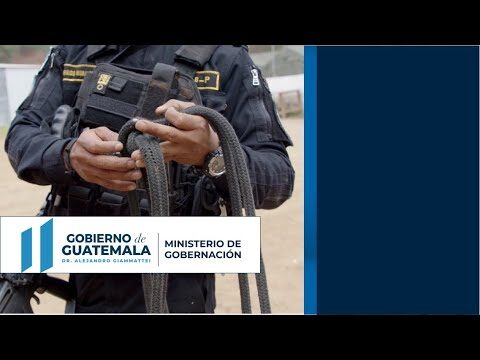 Mejorando las habilidades de comunicaci&oacute;n en agentes de polic&iacute;a