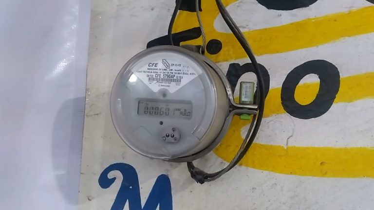 El cable imprescindible para la bajada de luz: &iquest;Cu&aacute;l es el m&aacute;s eficiente?