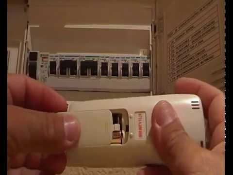 Descubre c&oacute;mo resetear f&aacute;cilmente tu aire acondicionado TCL en 3 pasos