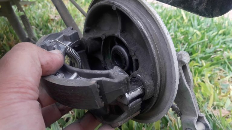Domina tu moto 110: Aprende a cambiar el freno con estos sencillos pasos