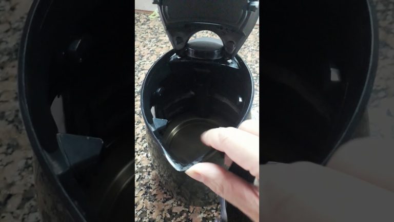 Descubre las partes esenciales de la pava el&eacute;ctrica Philips: &iexcl;la clave para disfrutar de un t&eacute; perfecto!