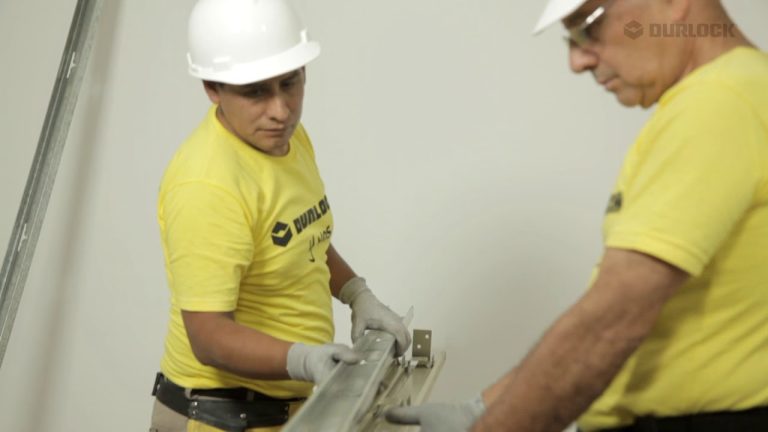 Domina el arte: Cómo instalar una puerta en durlock de forma sencilla y eficiente