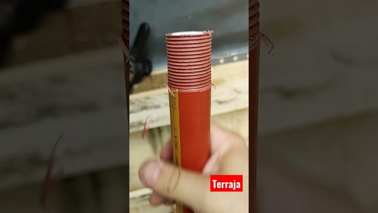 ¡Descubre la terraja perfecta para caños de PVC! ¡Facilidad y precisión en cada rosca!